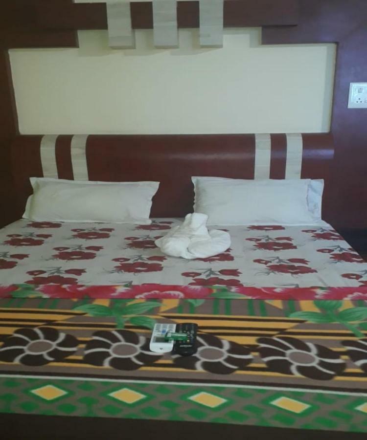 Goroomgo Jagannath Lodge Puri Exterior photo